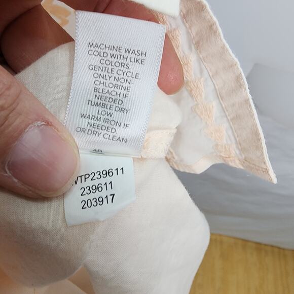 J Jill Cotton Light Weight Light Pink Long Sleeve Button Front Embroidery Blouse - Picture 4 of 13